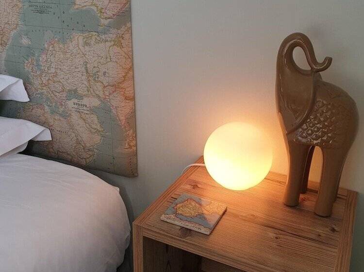 스탠다드 싱글 룸 공동욕실, Starlings Guest House