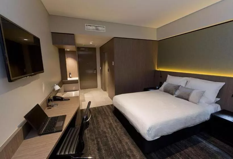 キングサイズベッドのスーペリアルーム, Glen Hotel And Suites