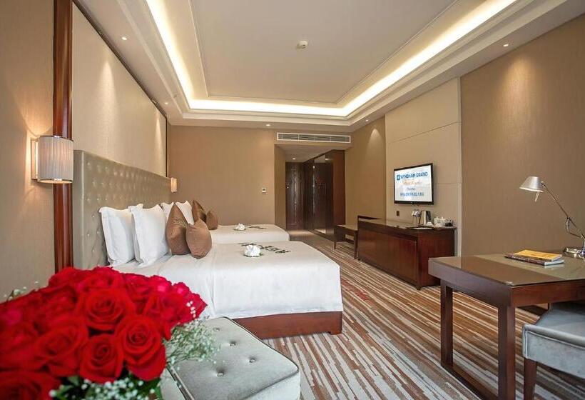 Номер Superior, Wyndham Grand Plaza Royale Chenzhou