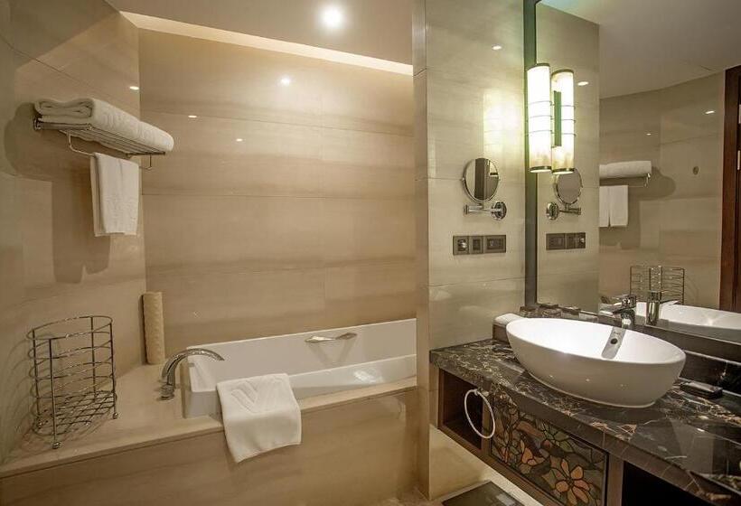 Номер Executive, Wyndham Grand Plaza Royale Chenzhou