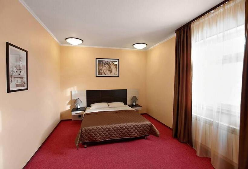 سوییت, Park Hotel Praga