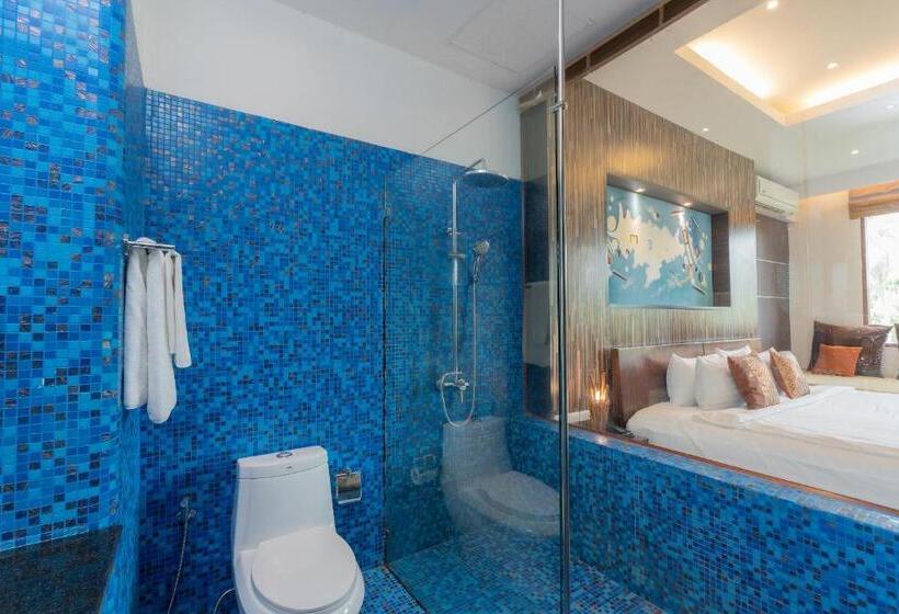 스탠다드 스튜디오, Dhevan Dara Beach Villa Kuiburi