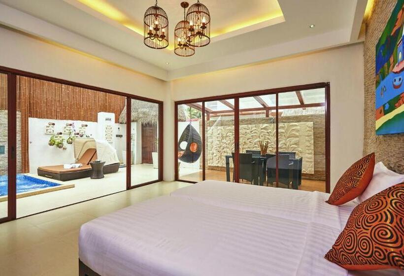 수영장이 있는 3베드룸 빌라, Dhevan Dara Beach Villa Kuiburi