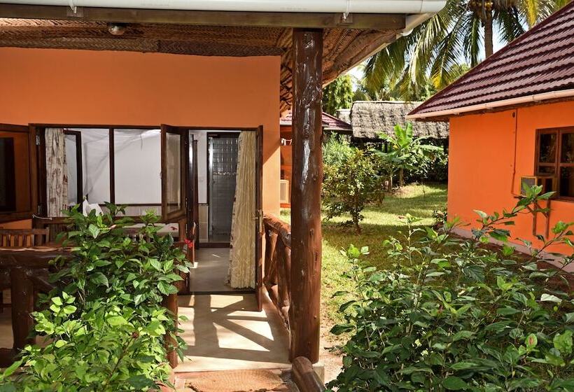 Номер Стандарт Вид на Сад, Mnarani Beach Cottages