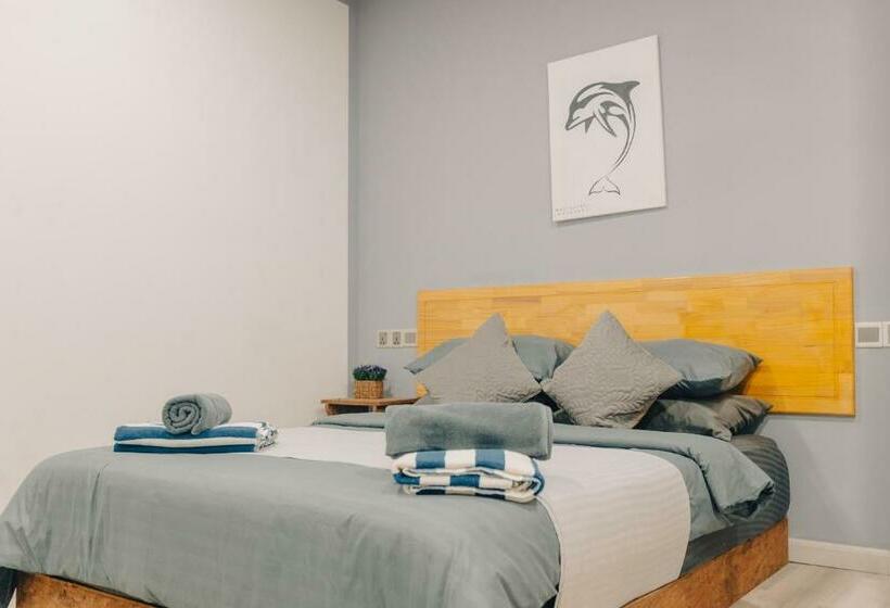 اتاق لوکس با بالکن, Mahchavaru Maldives