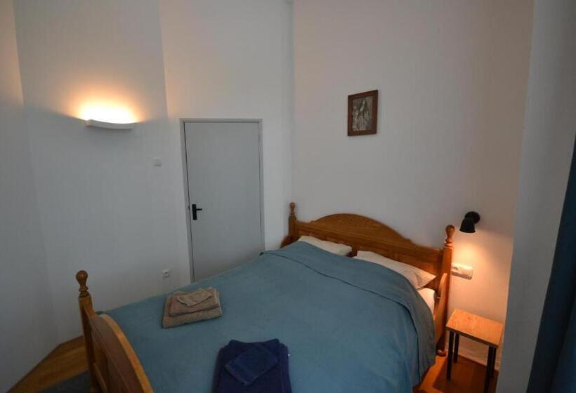 침실 2개 아파트, Schloss Gröbitz