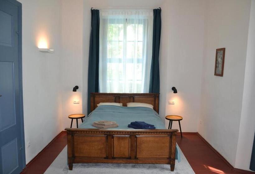 침실 1개 아파트, Schloss Gröbitz