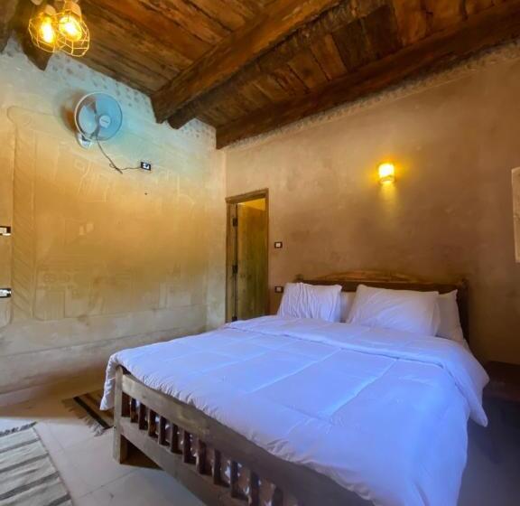 کلبه ییلاقی, Cozy And Private Azozer Eco Lodge