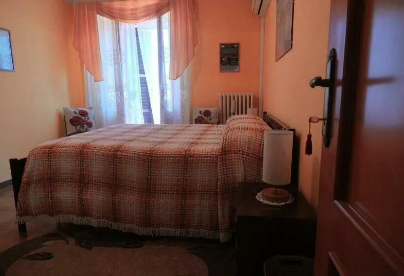 バス共有のスタンダードルーム, La Casa Di Cristina