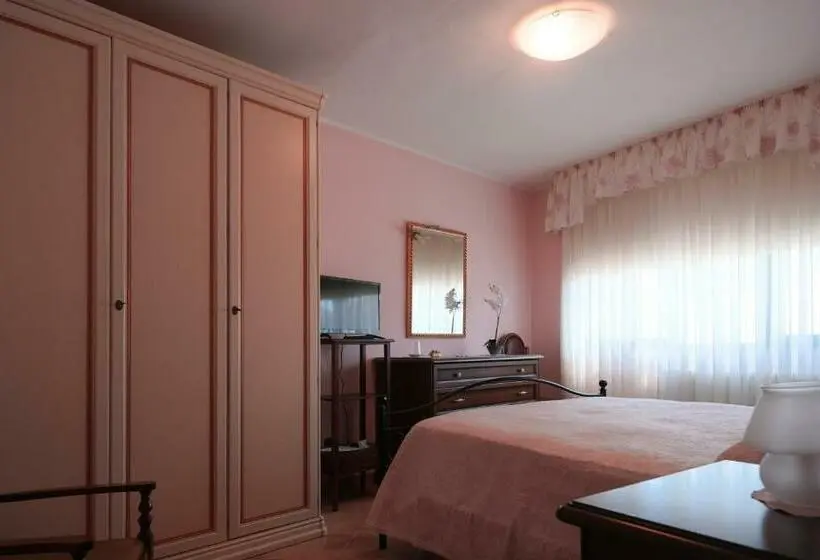 スタンダードルーム, La Casa Di Cristina