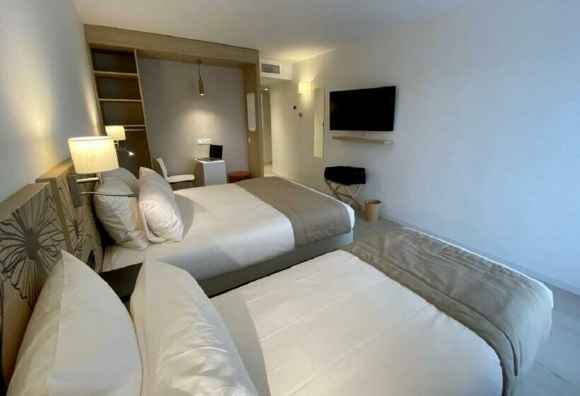 غرفة كومفورت ثلاثية, Courrier Sud