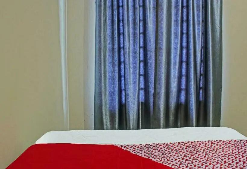 キングサイズベッドのデラックスルーム, Oyo 91643 Homestay Daniel 76