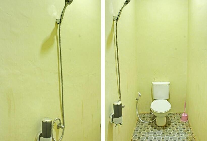 غرفة ديلوكس سرير كينج, Oyo 91643 Homestay Daniel 76