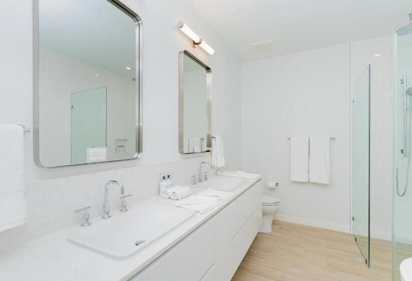 3 Bedroom Suite, One Canal Point