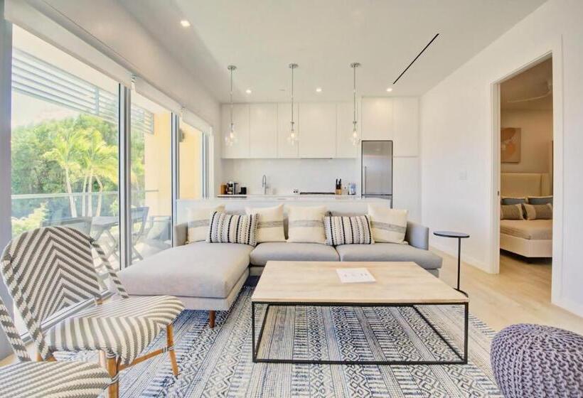 آپارتمان لوکس 1 خوابه, One Canal Point