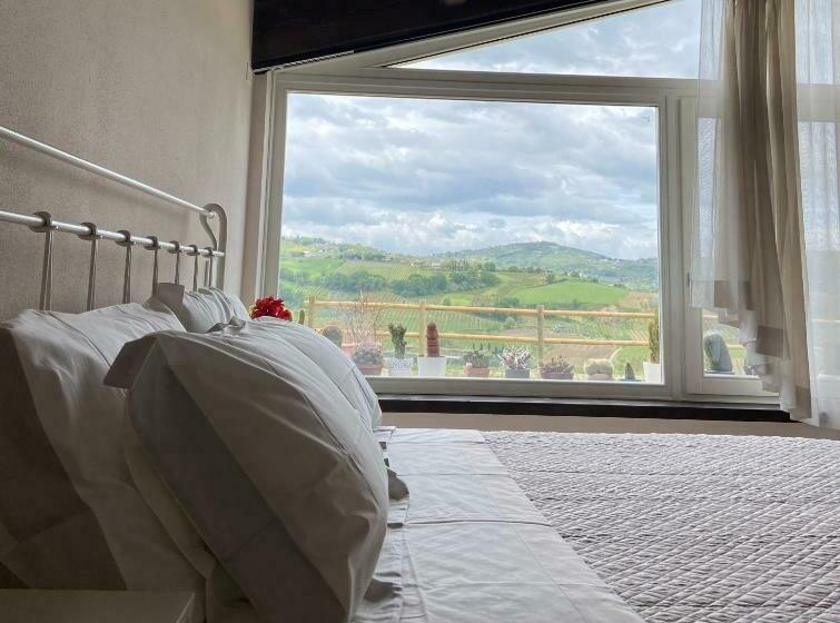 Номер Стандарт Вид на Сад, Poderino   A Place To Feel