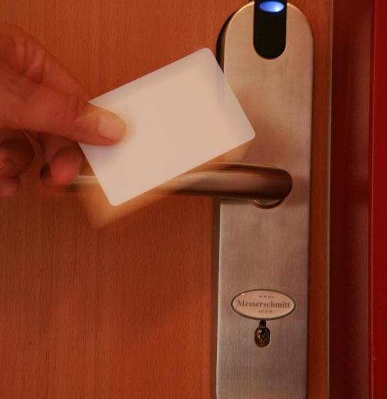 1 Bedroom Penthouse Apartment, Aparthotel Waidmannsheil