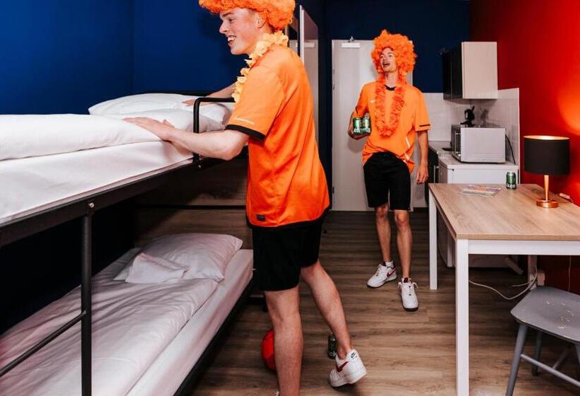 이코노미 스튜디오, Amsterdam Teleport