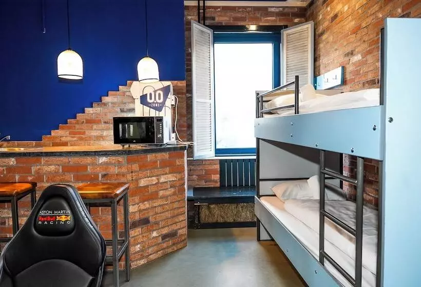 Standard-studio, Amsterdam Teleport Hotel Free Parking