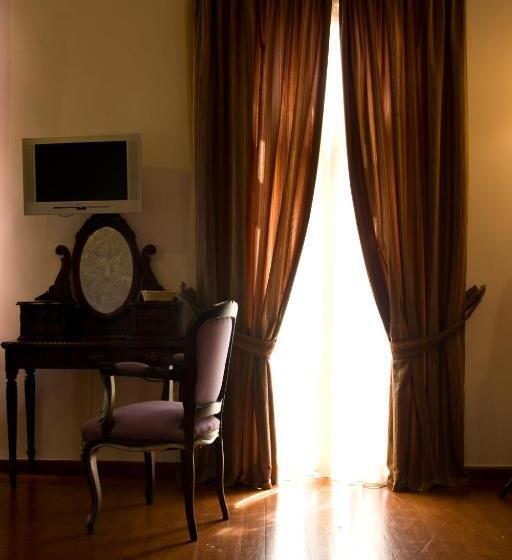 סוויטת ג'וניור עם מרפסת, Andromeda Suites