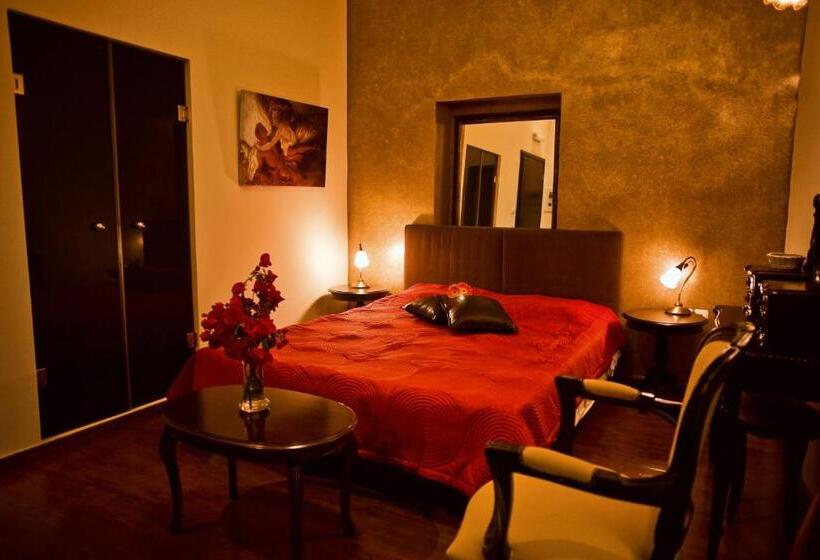 חדר סטנדרט, Andromeda Suites