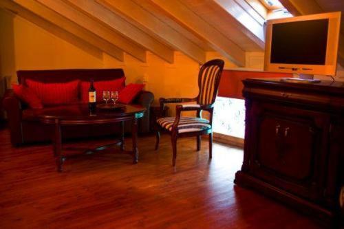 סוויטה, Andromeda Suites