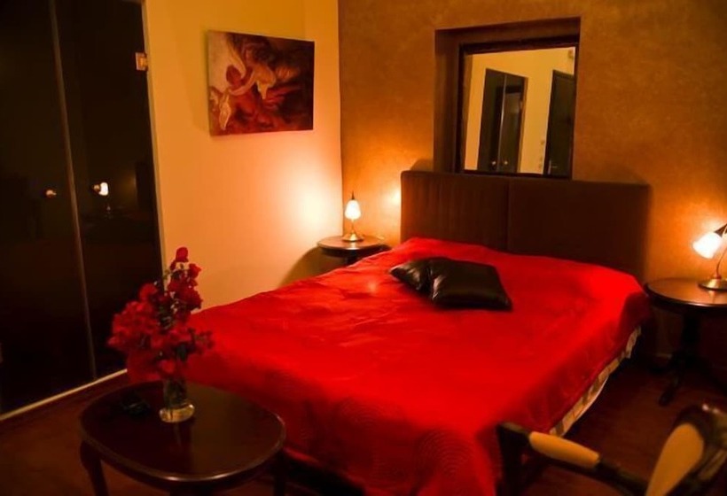标准间, Andromeda Suites