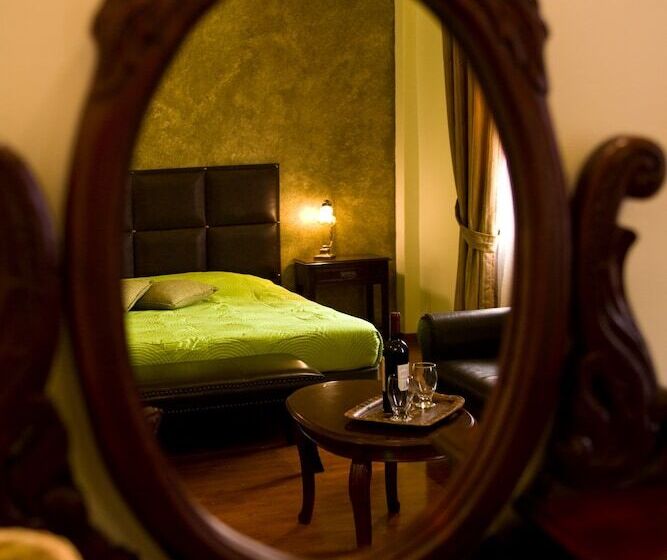 高级大房间, Andromeda Suites