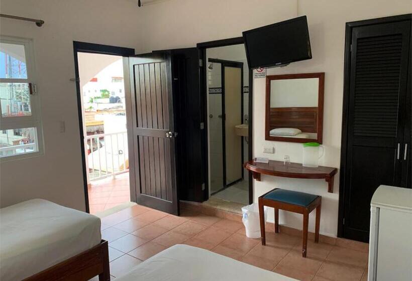 Номер Стандарт Трехместный, Marcianito