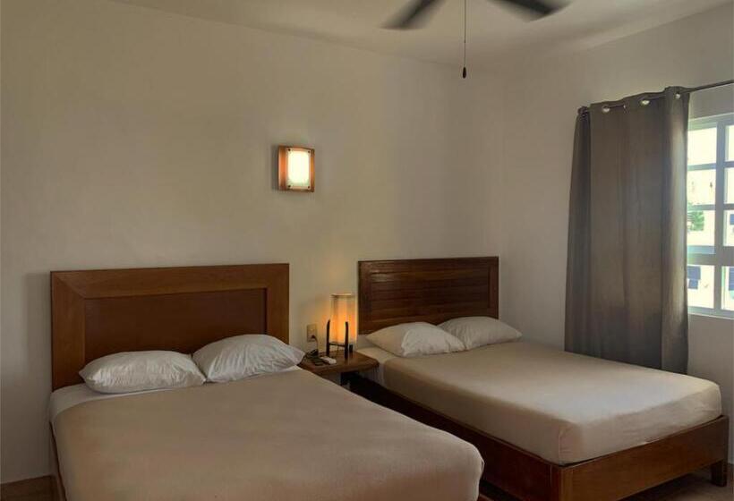 Семейный Номер, Marcianito