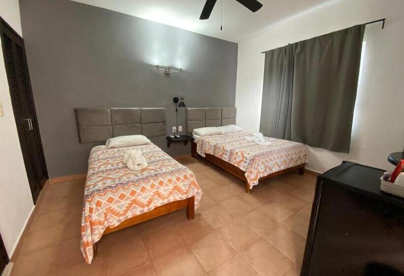 Номер Стандарт Трехместный, Marcianito