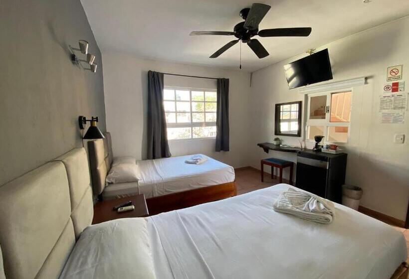 Номер Стандарт Трехместный, Marcianito