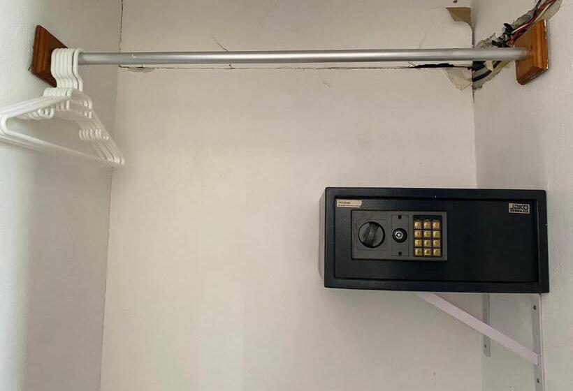 Номер Стандарт Трехместный, Marcianito