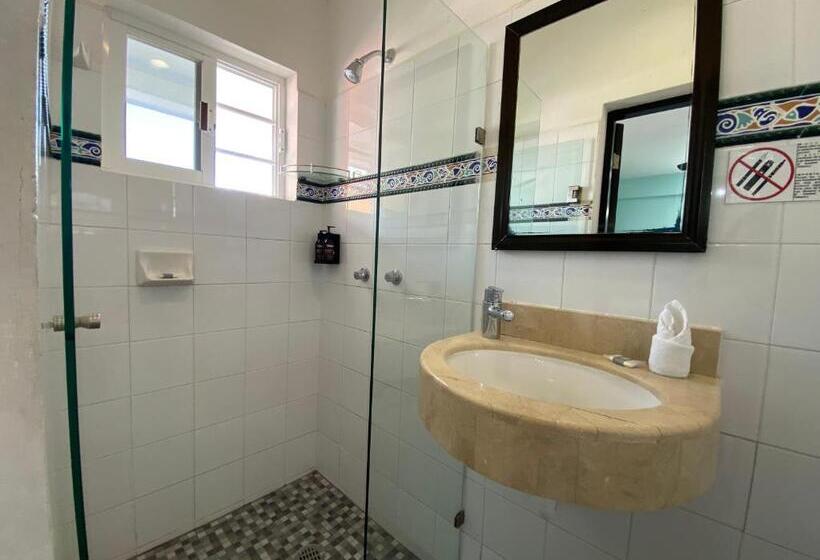 Семейный Номер, Marcianito