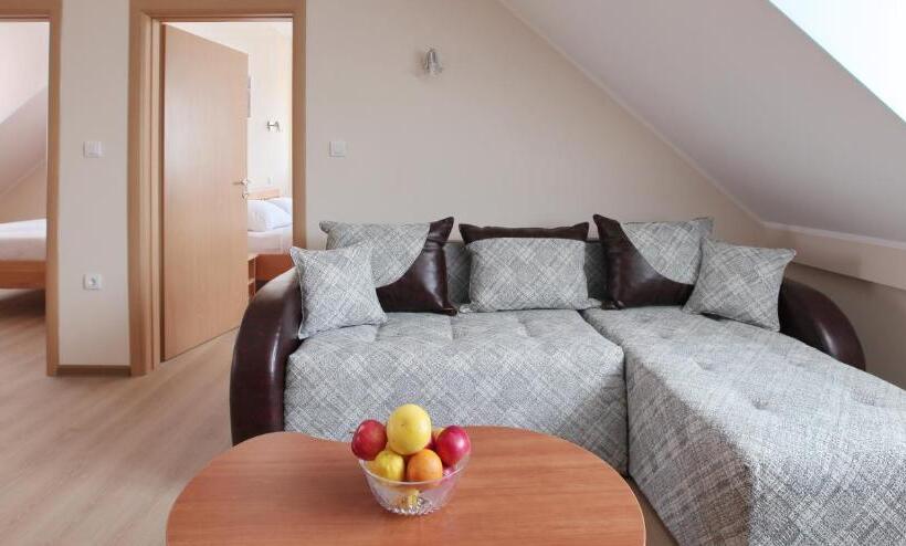 سوییت, Novella Uno