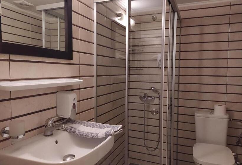 트리플 스탠다드 전망룸, Sea Front Old Town