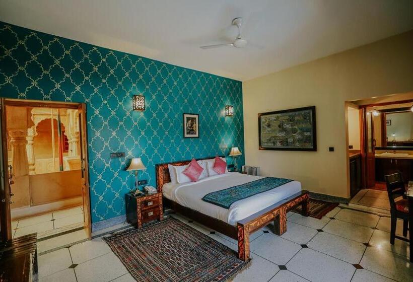 اتاق لوکس, The Gulaal