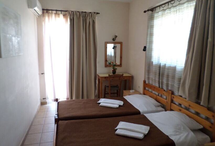 스탠다드 룸, Tina