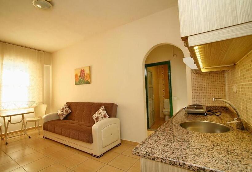 4인용 스탠다드 룸, Magi Apart