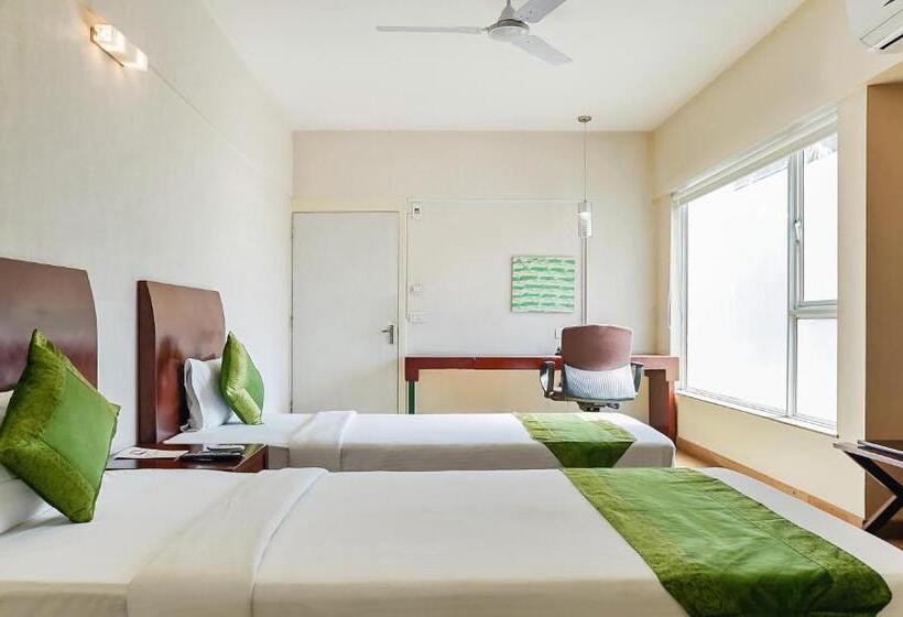 חדר דלוקס, Treebo Brooks Manor