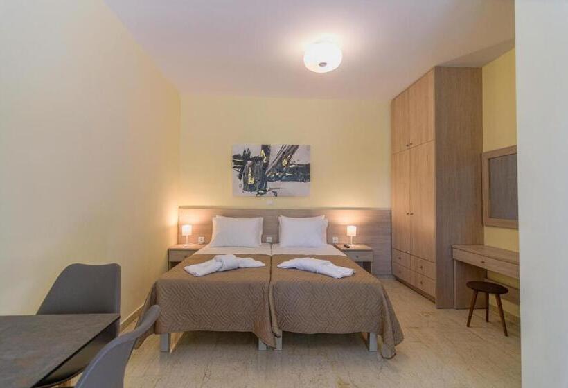 高级工作室, Varvaras Diamond