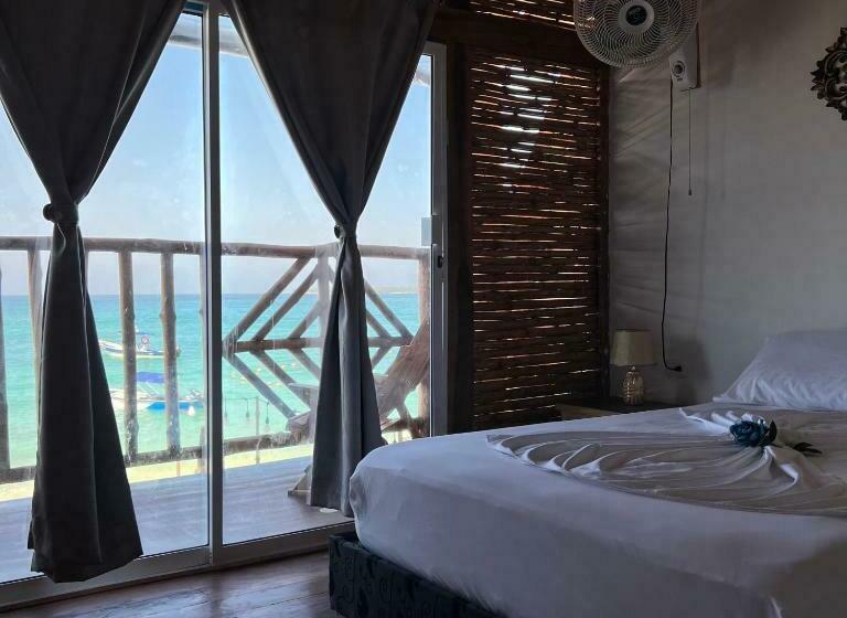 オーシャンビューデラックスルームバルコニー付き, Cabaña Coral Azul