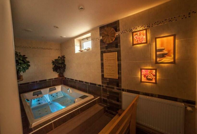 اتاق استاندارد, Horská Chata Hubert