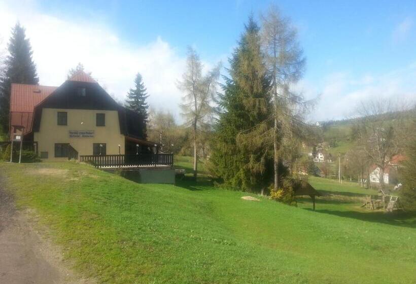 اتاق استاندارد, Horská Chata Hubert