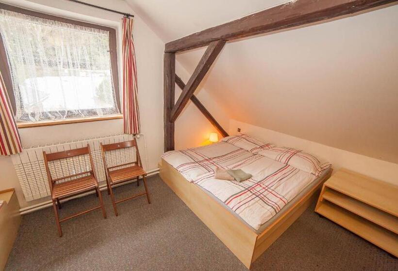 اتاق استاندارد چهار تخته, Horská Chata Hubert