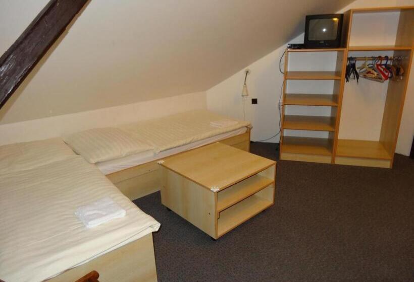 اتاق استاندارد چهار تخته, Horská Chata Hubert