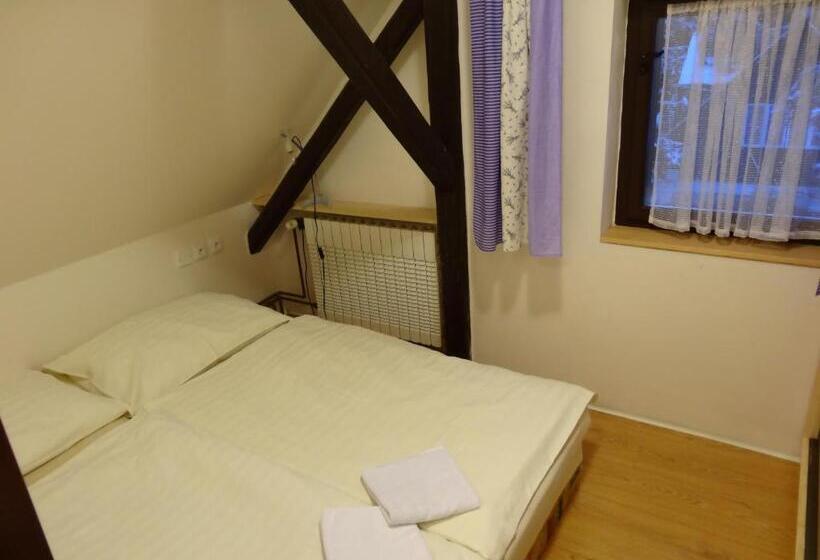 آپارتمان 3 خوابه, Horská Chata Hubert