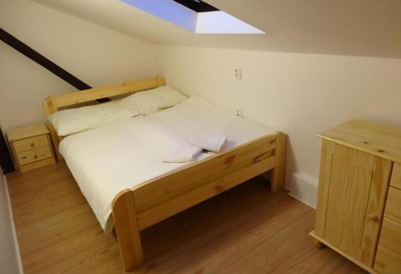 آپارتمان 3 خوابه, Horská Chata Hubert