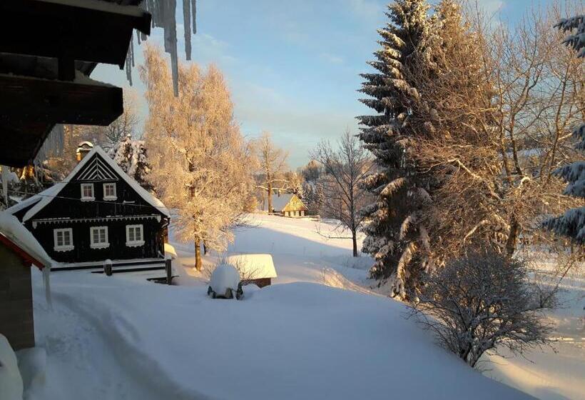 اتاق استاندارد, Horská Chata Hubert