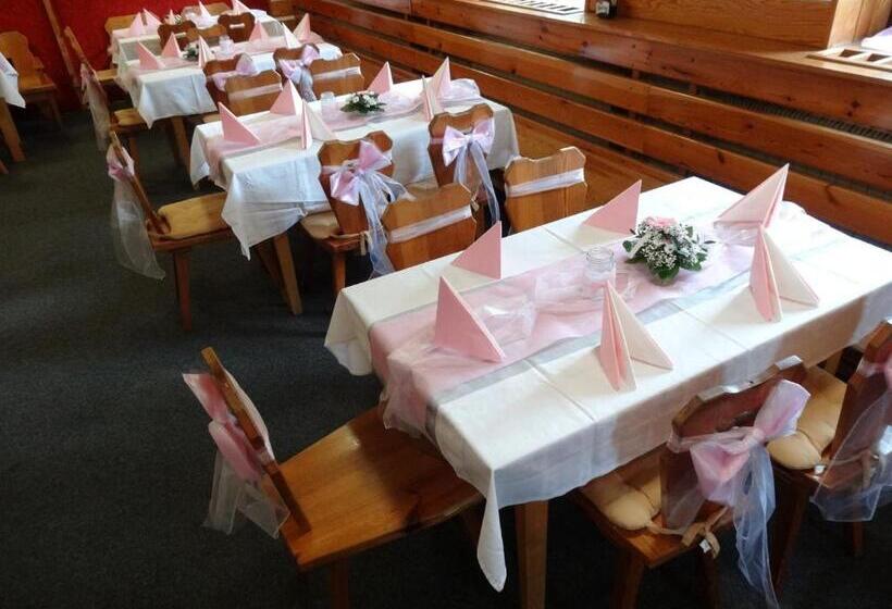 اتاق استاندارد, Horská Chata Hubert